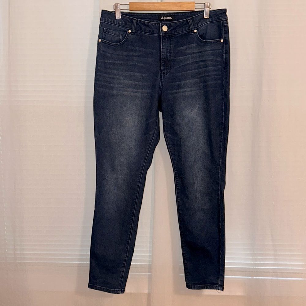 d. jeans 16 dark blue wash jeweled back pockets stretch skinny jeans